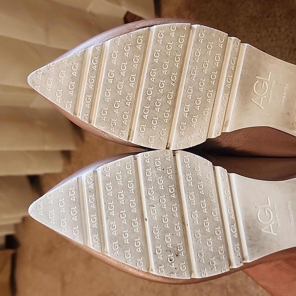 Agl Micro Point Pointed Toe Loafers - image 8